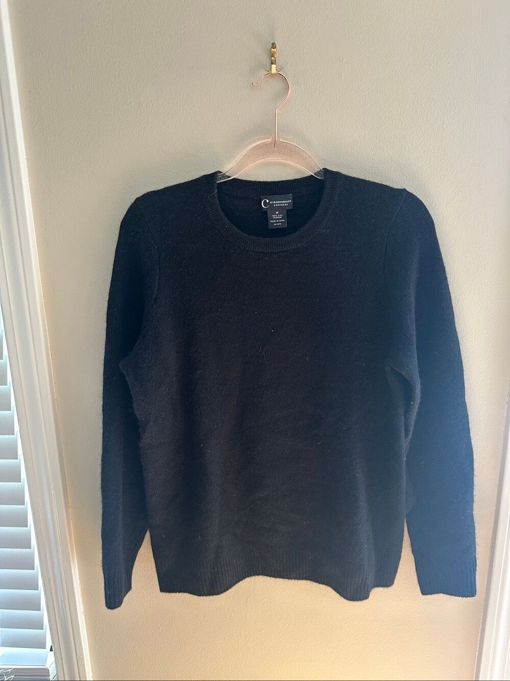 By Bloomingdale's Cashmere Black Crewneck Sweater M 2-Ply Cashmere